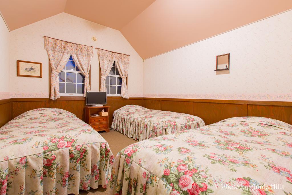Bed and Breakfast Annie Hills Татесіна Екстер'єр фото