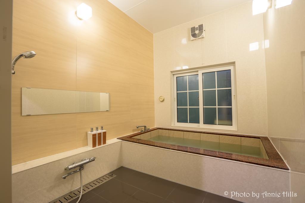Bed and Breakfast Annie Hills Татесіна Екстер'єр фото