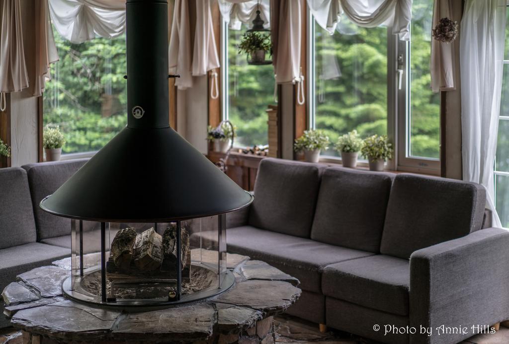 Bed and Breakfast Annie Hills Татесіна Екстер'єр фото